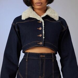 Cropped Denim Jacket with Faux Fur Collar, size S